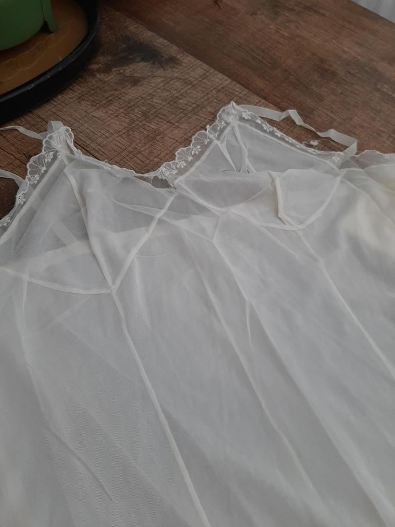 Onderjurken 60 jaren, Ophalen