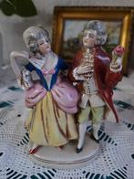 Antiek Porseleinen Beeldje – Barok Koppel, Ophalen of Verzenden