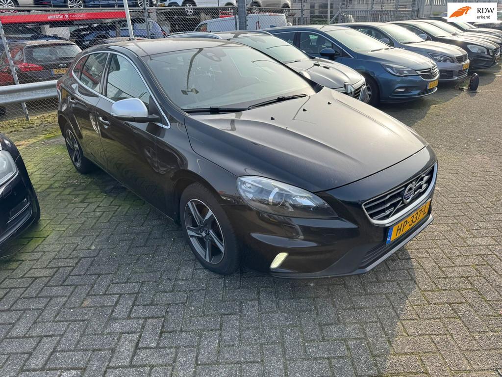 Volvo V40 2.0 D2 R-Design Business, Auto's, Volvo, Voorwielaandrijving, Gebruikt, Euro 6, 4 cilinders