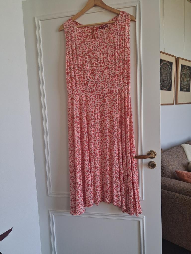 Zomerse jurk met bloemenprint - In Two - Maat XL, Kleding | Dames, In Two, Maat 46/48 (XL) of groter, Ophalen of Verzenden, Zo goed als nieuw