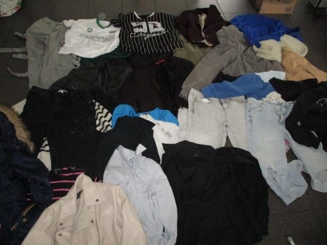 Groot pakket 3 dozen vol dames meiden merk kleding maat 36 S, Ophalen, Zo goed als nieuw, Maat 36 (S)