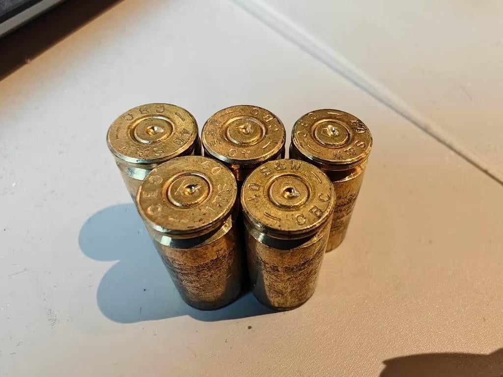 5 LEGE hulzen in het kaliber .40S&W, Verzamelen, Militaria | Algemeen, Ophalen of Verzenden, Landmacht, Overige gebieden, Hulzen of Bodemvondsten