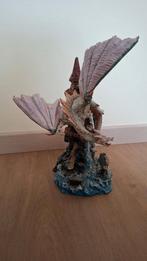 Draak op Kasteel – Handgeschilderd Fantasy Beeld (WV Crafts), Verzamelen, Beelden en Beeldjes, Ophalen of Verzenden, Zo goed als nieuw