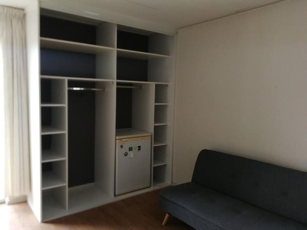 NIEUW! Woonruimte te huur Emmalaan, Veenendaal, Huizen en Kamers