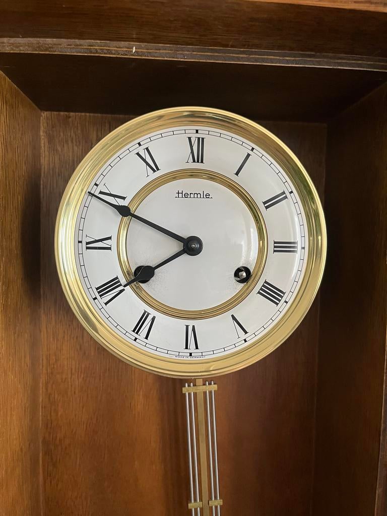 Goed werkende Hermle wandklok, Ophalen of Verzenden