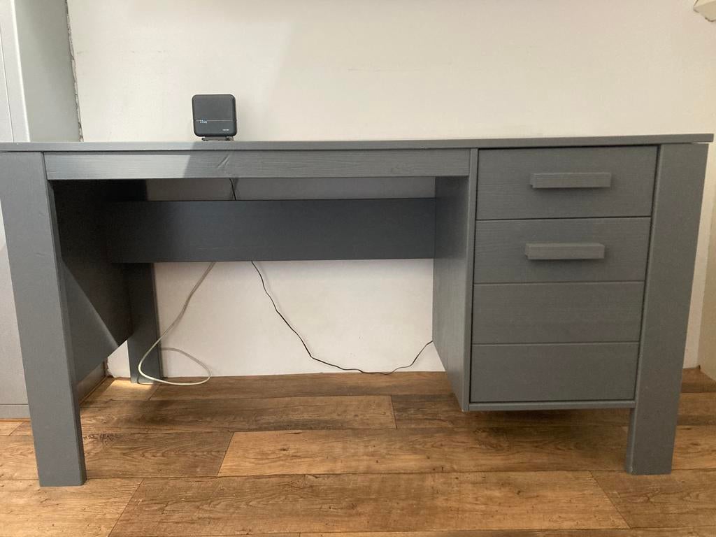 Woood bureau grijs, Ophalen, Gebruikt