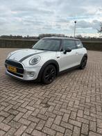 MINI Cooper 1.5 JCW Pakket 136PK | Head-Up | Union Jack, 136 pk, Zwart, 4 stoelen, USB