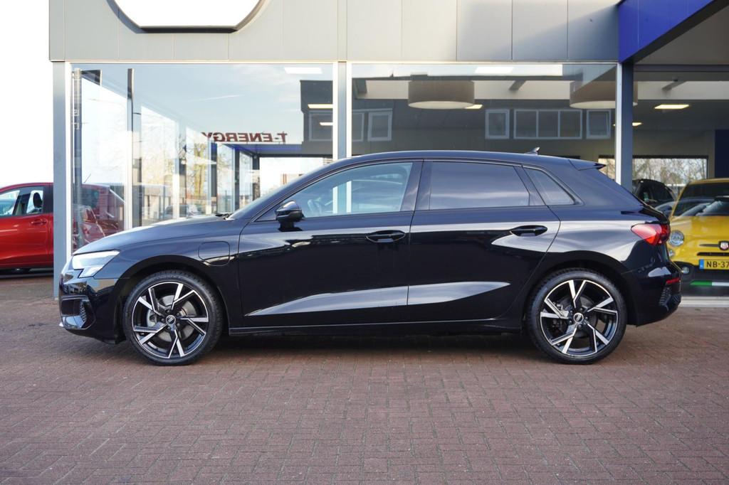 Audi A3 Sportback 40 TFSI e Business edition | Automaat | Vi, Auto's, Gebruikt, 4 cilinders, Zwart, Hybride Elektrisch/Benzine