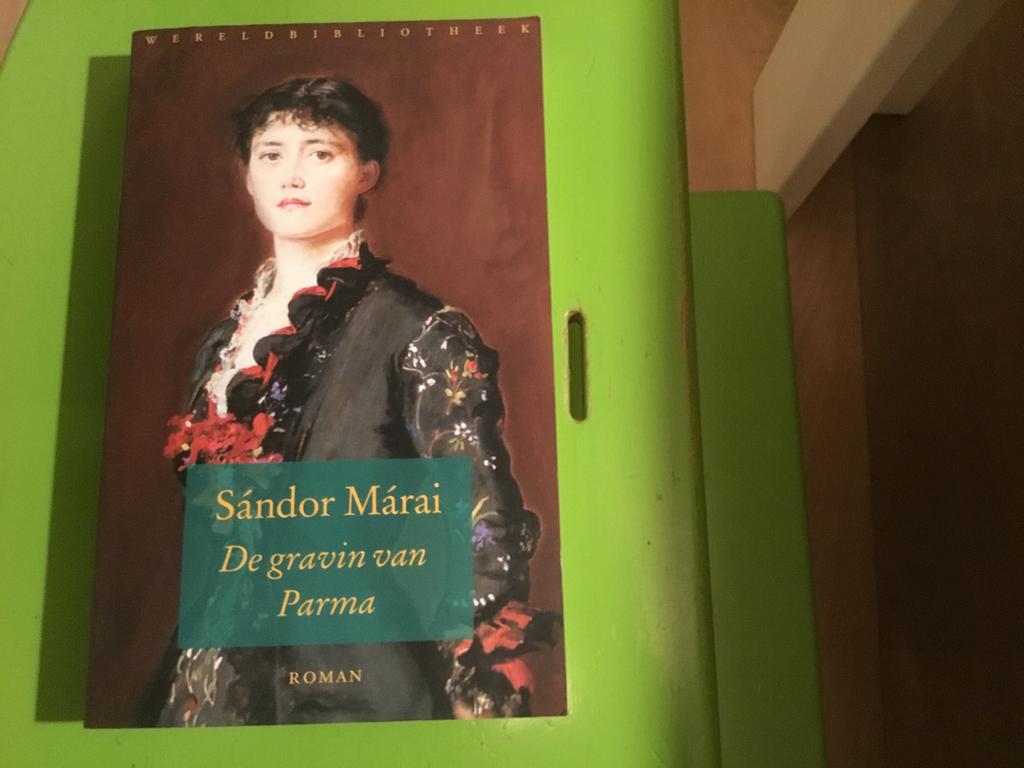 De gravin van Parma - Sándor Márai (Wereldbibliotheek), Ophalen of Verzenden, Zo goed als nieuw, Nederland
