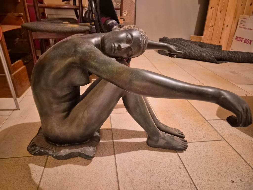 Salontafel met beeld, geen glasplaat, Ophalen