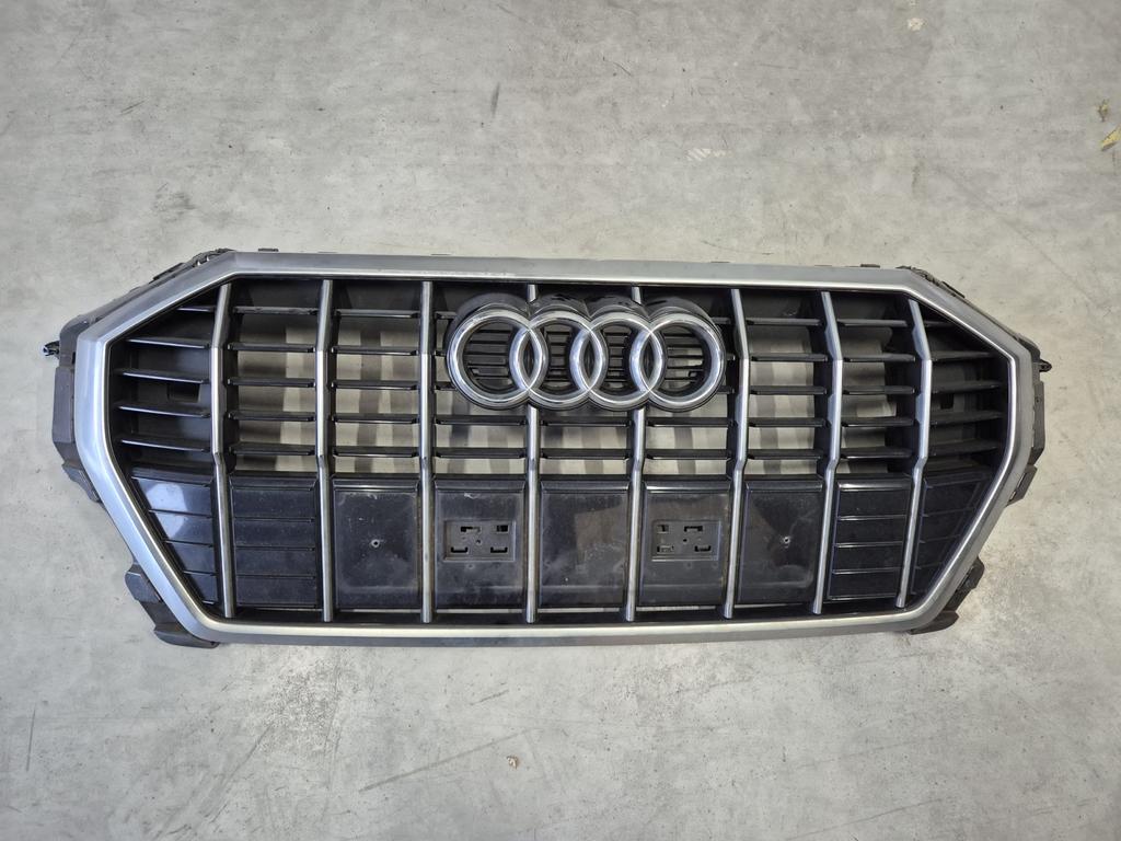Audi Q3 2022 Grill - Origineel Onderdeel, Ophalen, Gebruikt, Voor, Audi