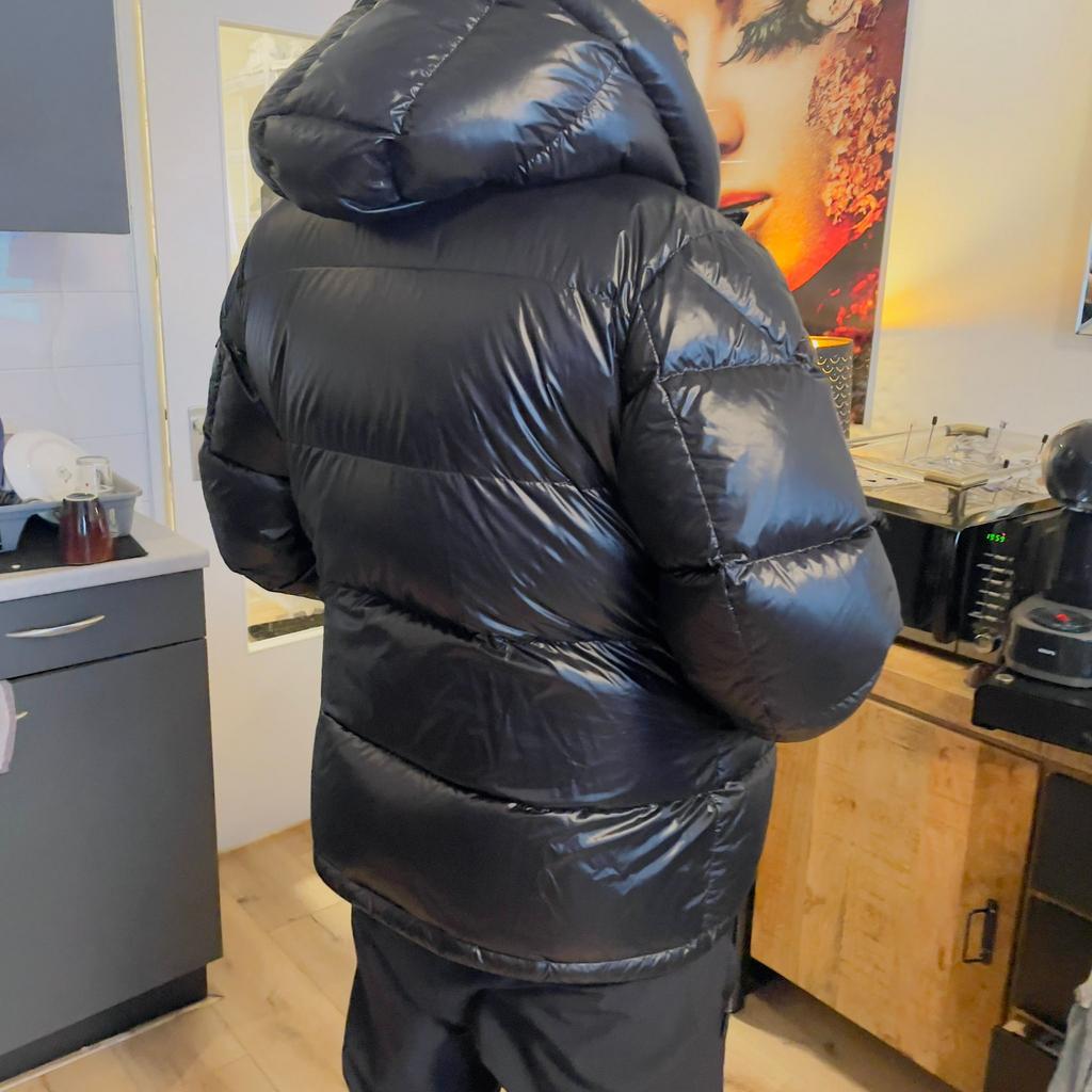 Moncler winterjas origineel bon aanwezig, Ophalen of Verzenden, Zo goed als nieuw, Maat 56/58 (XL), Zwart