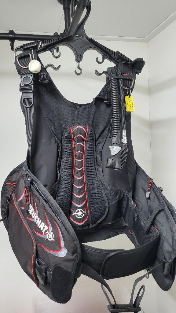 Beuchat Masterlift x-air trimvest, Watersport en Boten, Duiken, Ophalen of Verzenden, Gebruikt, Trimvest of Wing