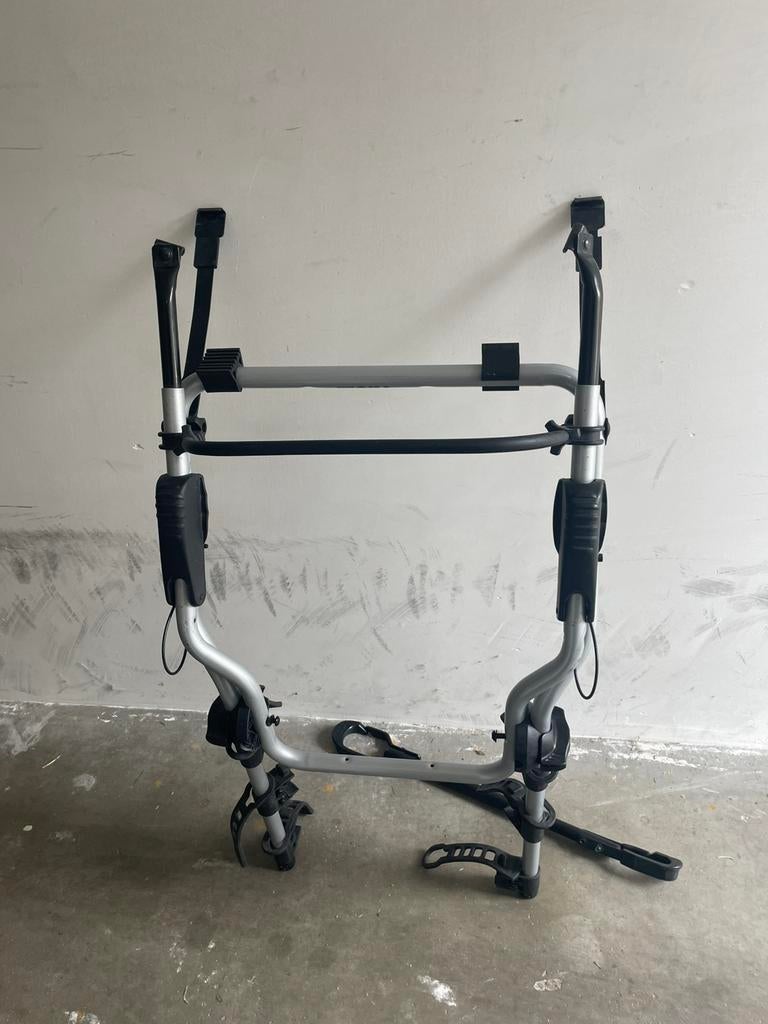 Fietsendrager achterklep Thule, Ophalen, Zo goed als nieuw, Achterklepdrager