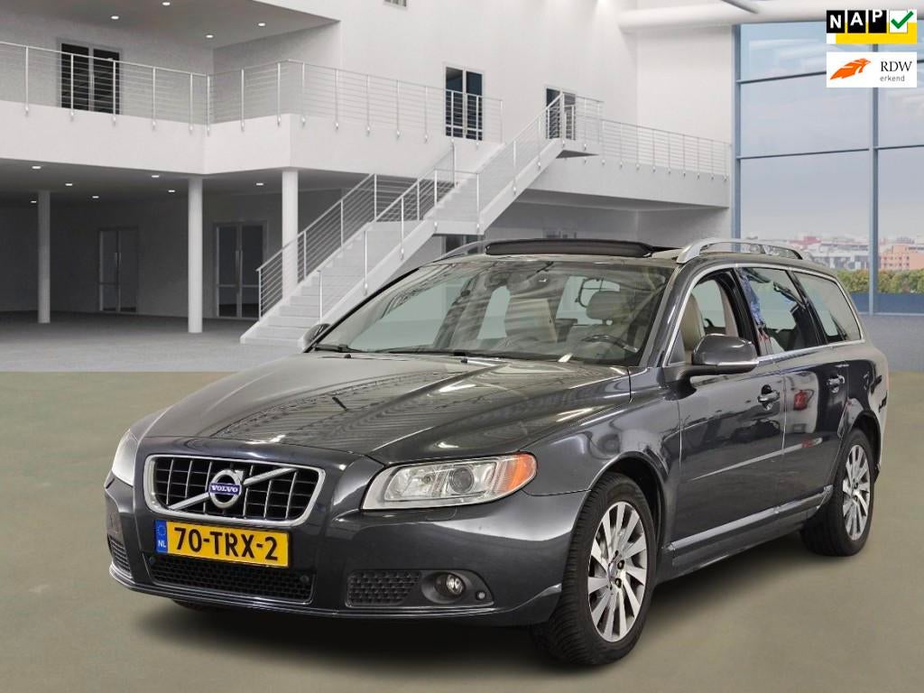 Volvo V70 1.6 T4 Limited Edition, Auto's, Volvo, Voorwielaandrijving, 15 km/l, Gebruikt, 4 cilinders