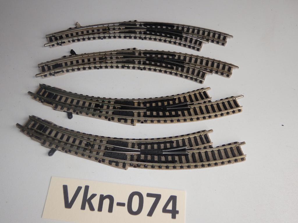 Vk-074 N Spoor Gebogen Wissels 9174/75 Fleischmann LB, Gebruikt, Gelijkstroom, Fleischmann, Rails