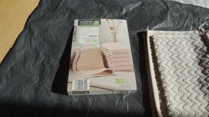6 Stuks NIEUWE gastendoekjes van Home Creation, Huis en Inrichting, Badkamer | Badtextiel en Accessoires, Nieuw, Gastendoekje