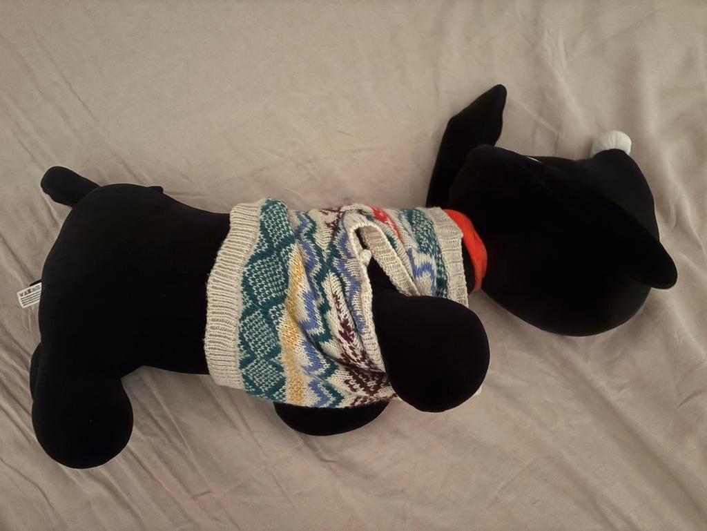 Knuffel Takkie Groot Kersttrui Hond Zwart Knuffel Hema ZGAN, Ophalen of Verzenden, Zo goed als nieuw