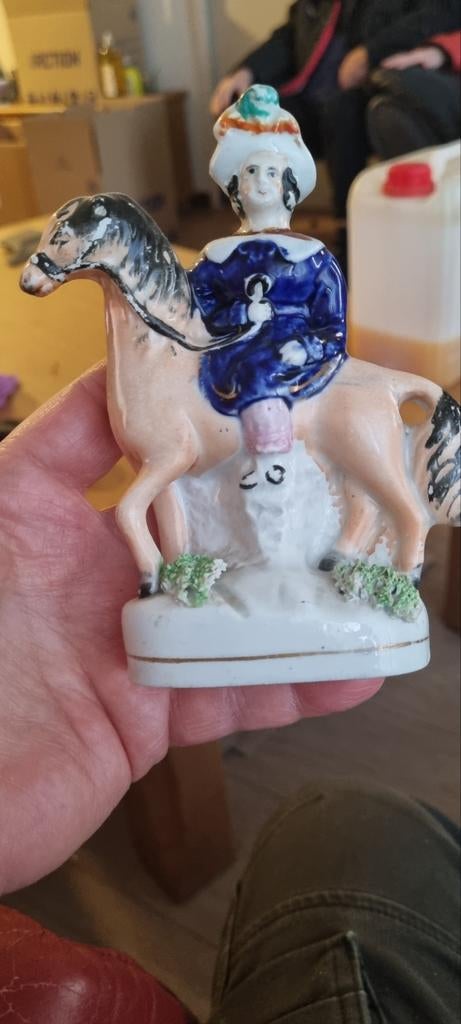 Staffordshire beeldje ruiter te paard, origineel uit 1850, Antiek en Kunst, Ophalen of Verzenden