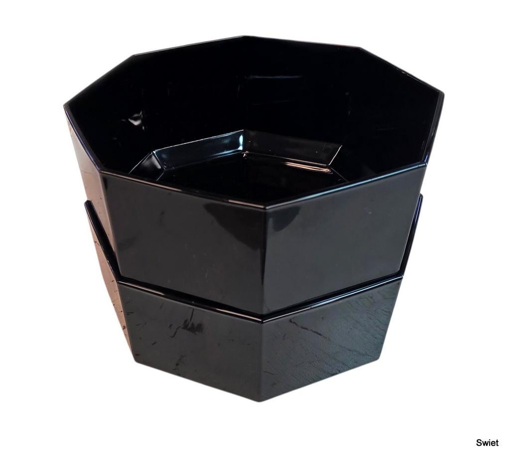 2 Retro 8 hoekige schalen arcopal 10cm  hoog 23cm doorsnee, Ophalen of Verzenden, Overige vormen, Porselein of Keramiek