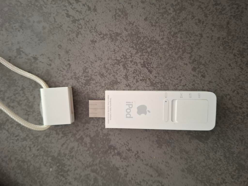 Nieuwe, ongebruikte Apple iPod Shuffle, Audio, Tv en Foto, Mp3-spelers | Apple iPod, Ophalen of Verzenden, Nieuw, Shuffle, Minder dan 2 GB