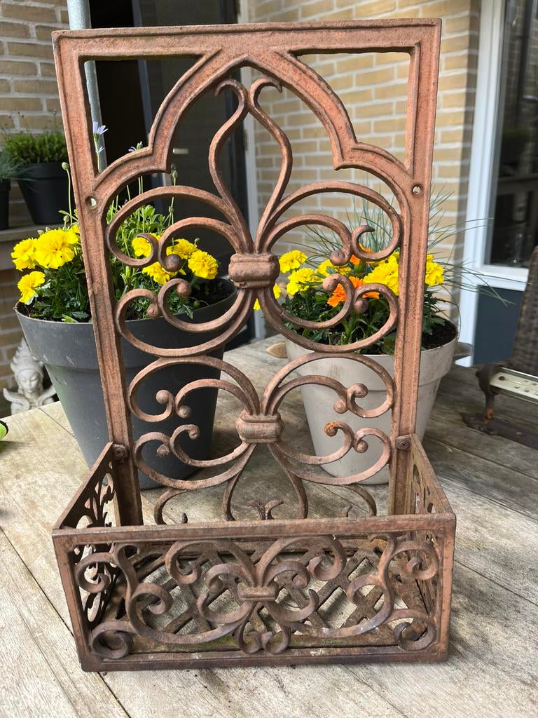 Gietijzeren wandhanger brocante, Ophalen, Gebruikt