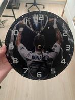 Ronaldo Voetbal Wandklok - Perfect voor de Fan!, Ophalen of Verzenden, Zo goed als nieuw, Analoog, Wandklok