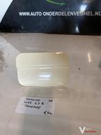 Mercedes W123 2.5 B 1978 2400105 Tankklep