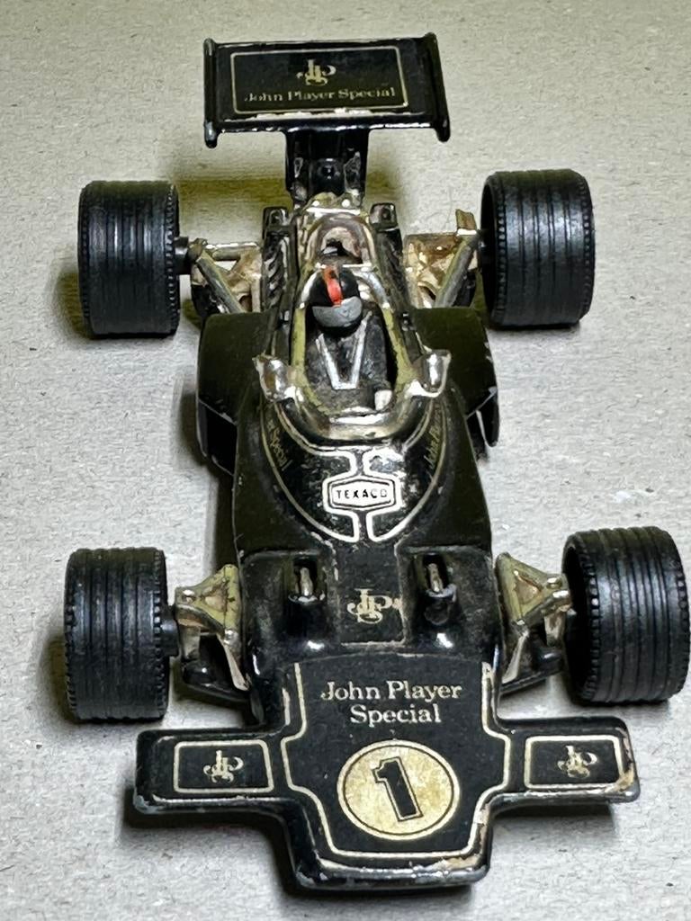 Corgi Toys 154 Lotus whizzwheel John Player Special F1, Ophalen of Verzenden, Zo goed als nieuw, Auto, Corgi