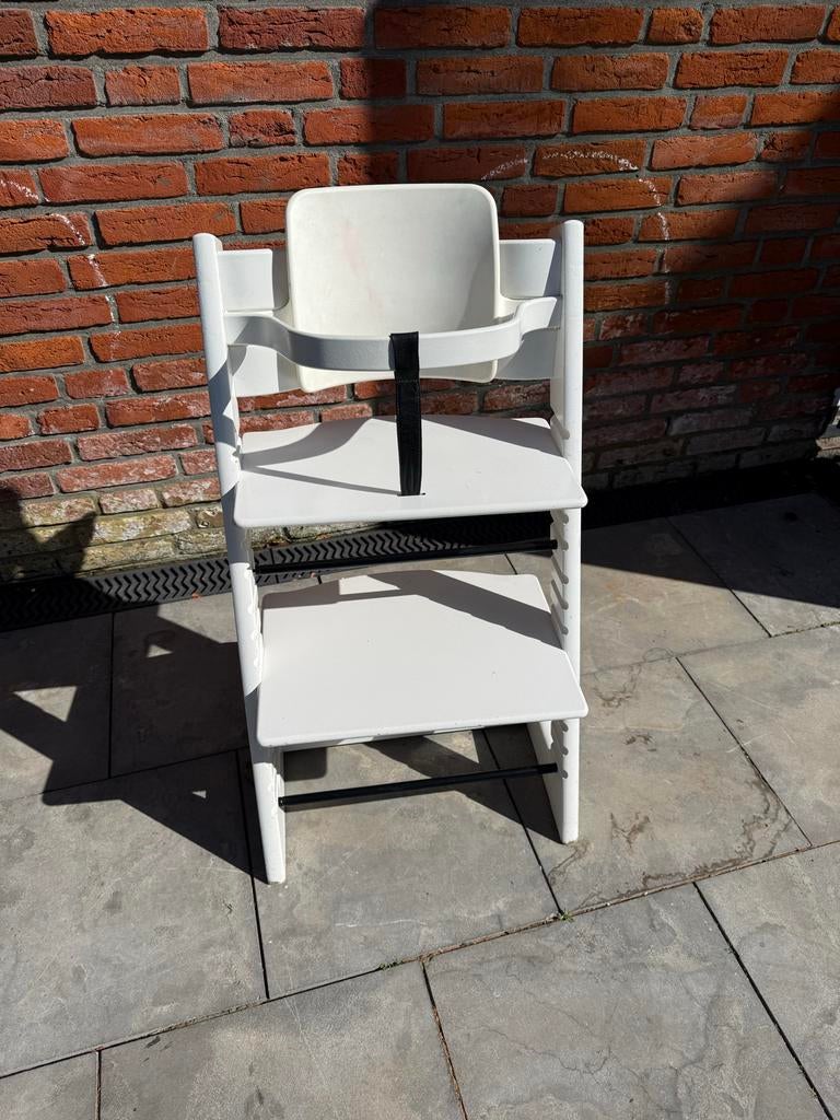 Stokke Tripp Trapp kinderstoel - Wit, Kinderen en Baby's, Kinderstoelen, Gebruikt, Meegroeistoel, Aanschuifbaar, Ophalen