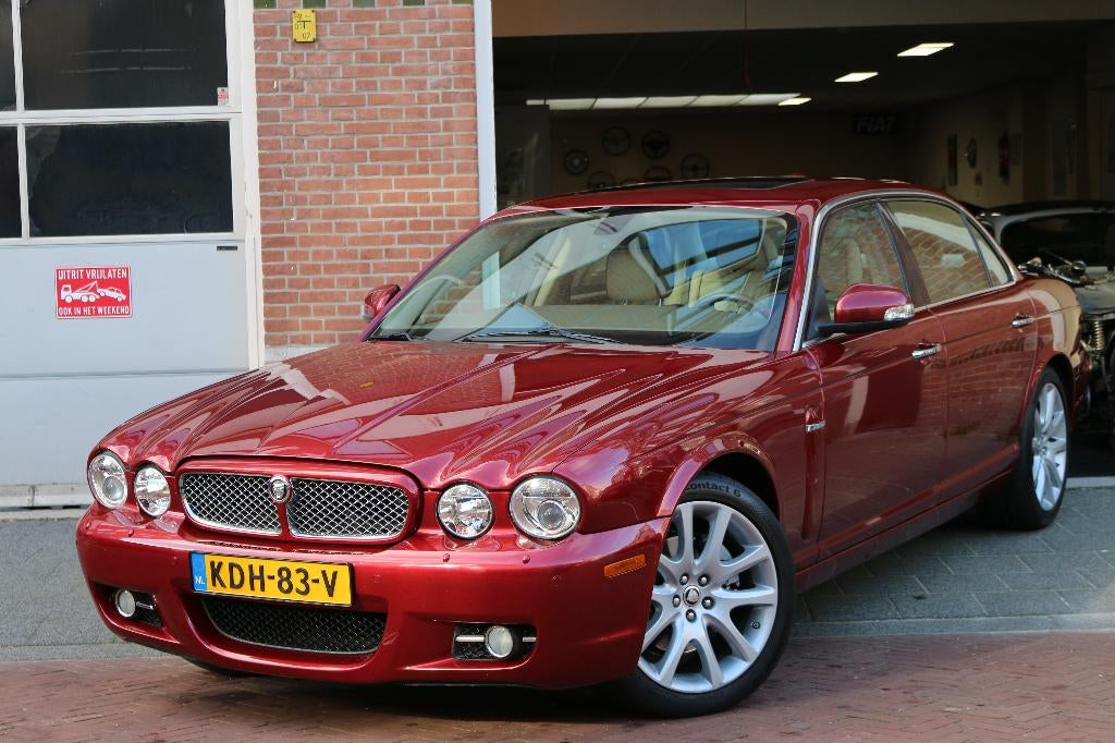 Jaguar XJ 4.2 V8 (X358) LWB - Uitzonderlijk Mooi/BTW Auto, Automaat, Achterwielaandrijving, 1310 kg, Sedan