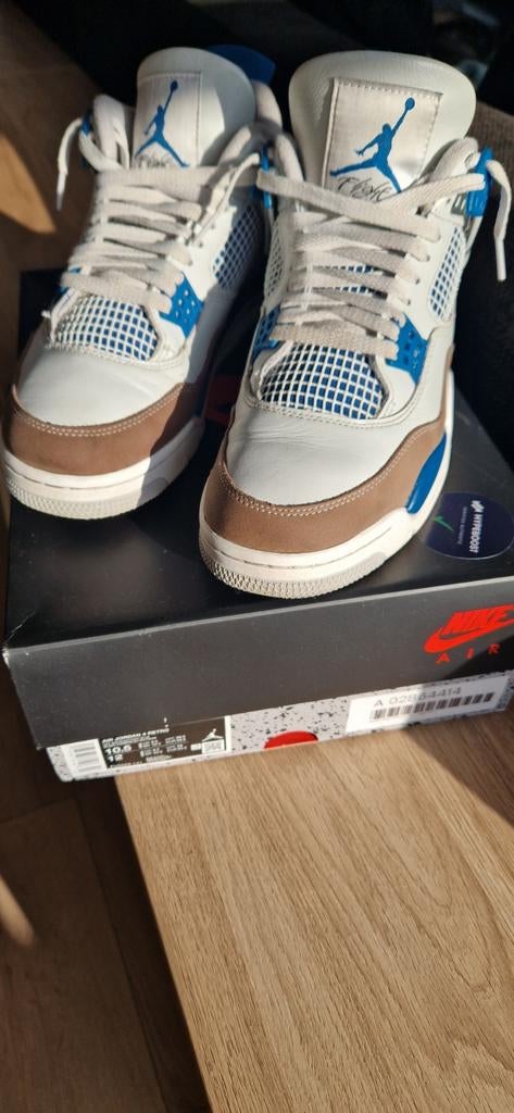 Nike air Jordan military blue mt 44,5 EU, Ophalen of Verzenden, Zo goed als nieuw, Wit