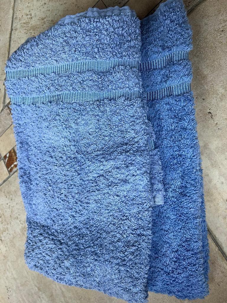 handdoek seahorse  2 stuks 50 x 100 blauw als NW, Ophalen of Verzenden, Nieuw, Blauw, Handdoek