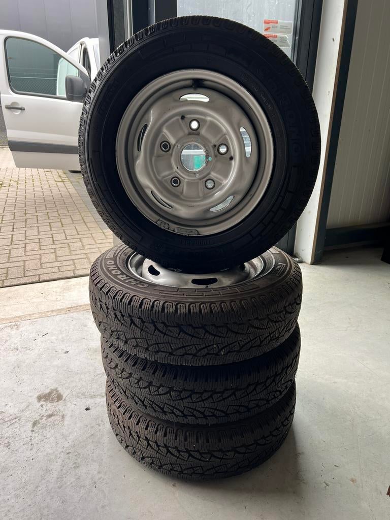Winterbanden ford transit 2012 met 8 mm profiel, Ophalen, 15 inch, Banden en Velgen, Winterbanden