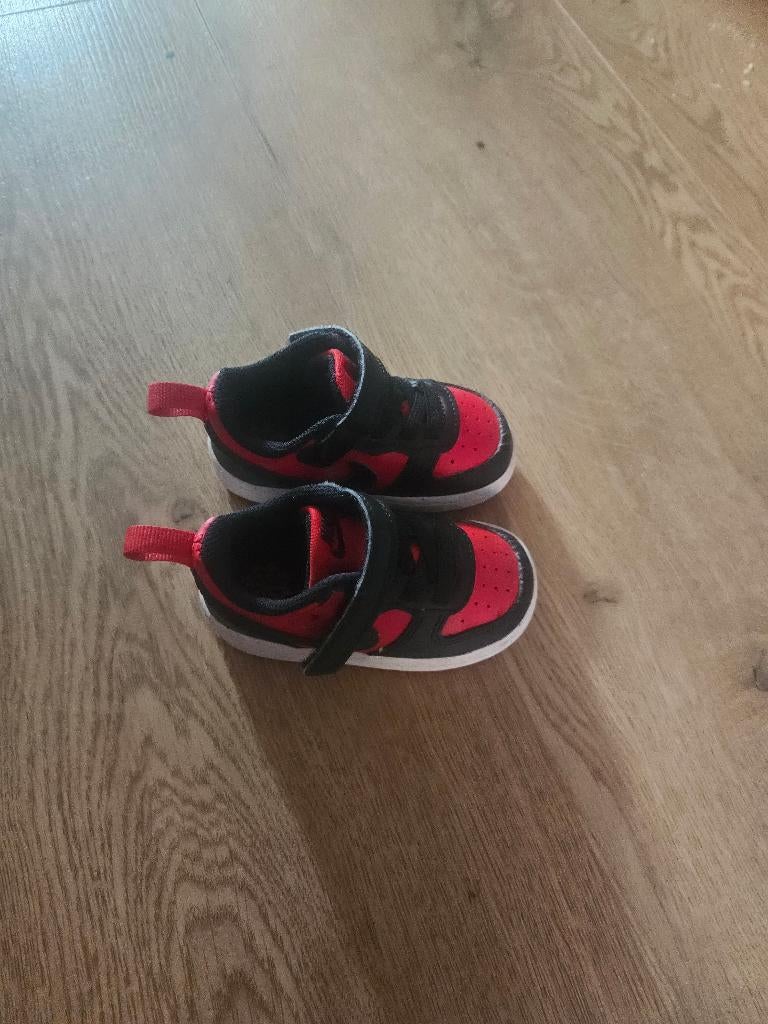 Nike kinderschoenen, Kinderen en Baby's, Babykleding | Schoentjes en Sokjes, Schoentjes, Ophalen of Verzenden, Zo goed als nieuw