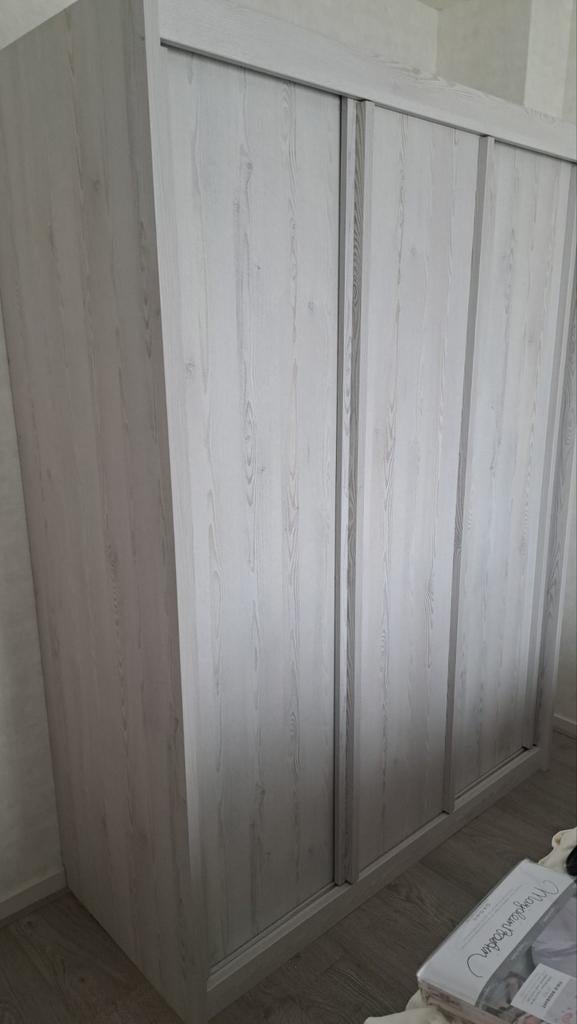 Kledingkast 149x200x66 cm met hang- en leggedeelte, Huis en Inrichting, Kasten | Kledingkasten, Ophalen