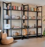 Mooie kast/ stellingkast / wandkast, Ophalen, Zo goed als nieuw, 25 tot 50 cm, 200 cm of meer