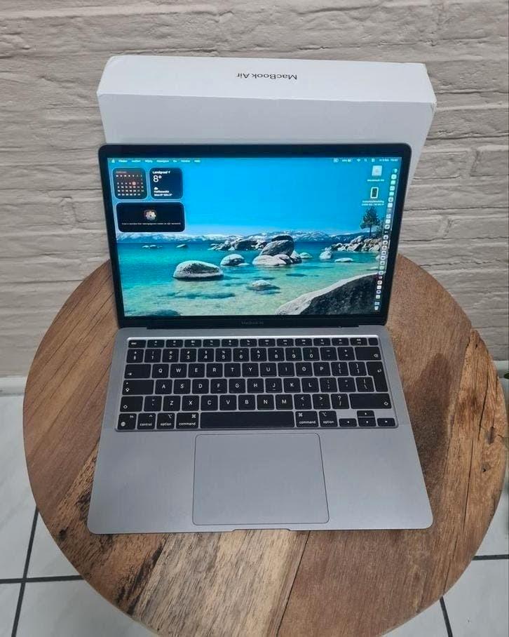 MacBook Air M1 13 inch uit 2021  Zo goed als nieuw!, Telecommunicatie, Mobiele telefoons | Hoesjes en Frontjes | Apple iPhone