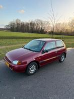 Toyota Starlet 1.3 16V 1996 Rood, Auto's, 74 pk, 4 cilinders, Starlet, 400 kg