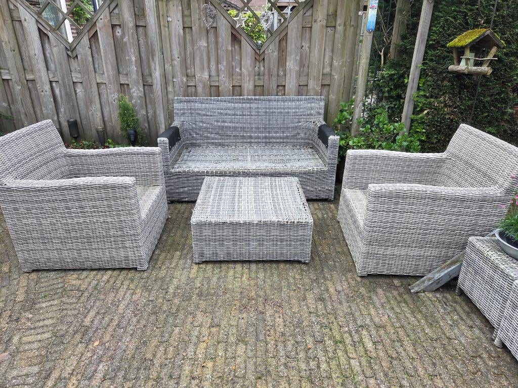 leuke tuin lounge / zit set  Gratis, Tuin en Terras, Tuinsets en Loungesets, Ophalen, 4 zitplaatsen, Gebruikt, Rotan
