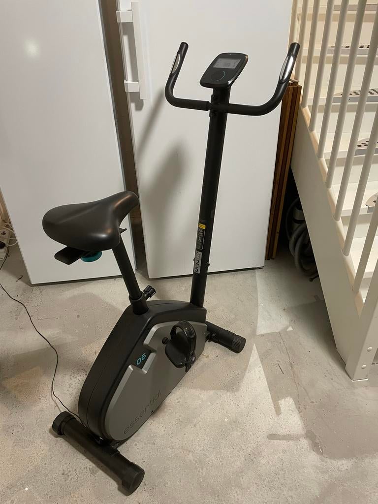 Domyos Essential 06 Hometrainer, Ophalen, Gebruikt, Metaal, Benen