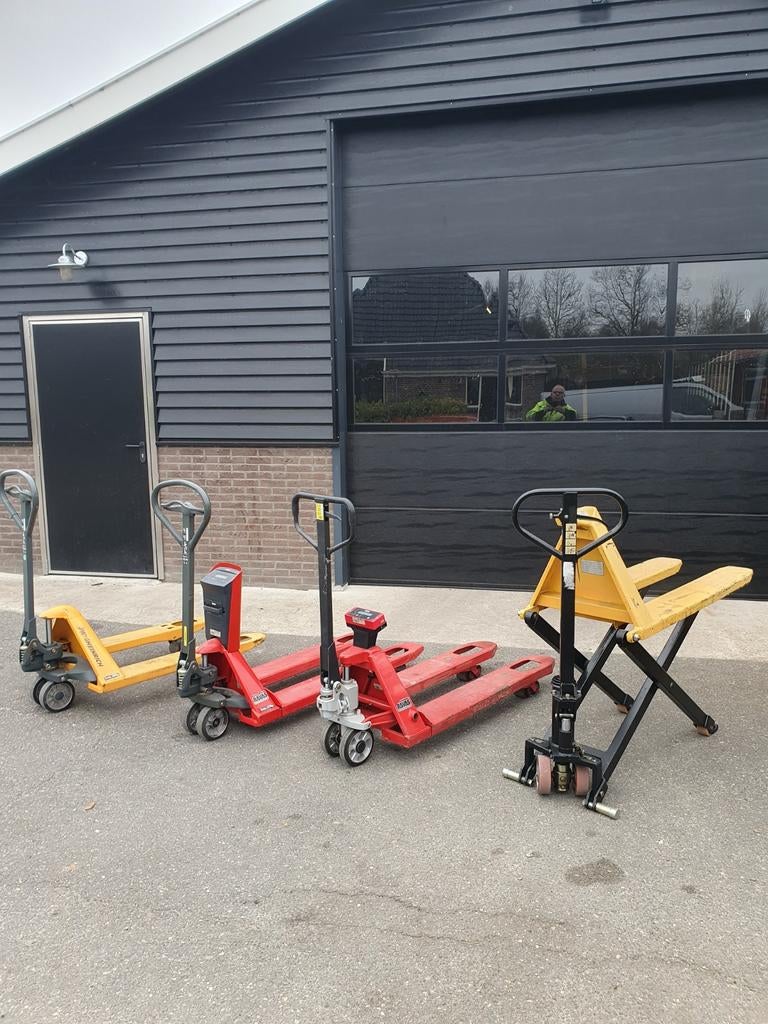 Palletwagen   meerdere aanwezig, Doe-het-zelf en Verbouw, Palletwagens en Pompwagens, Ophalen of Verzenden, Ravas, Nvt, Nvt