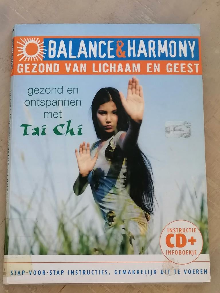 Tai Chi & Handmassage CD + Boekje - Gezond Lichaam & Geest, Ophalen of Verzenden, Zo goed als nieuw, Gezondheid en Conditie, Aliza Thomas