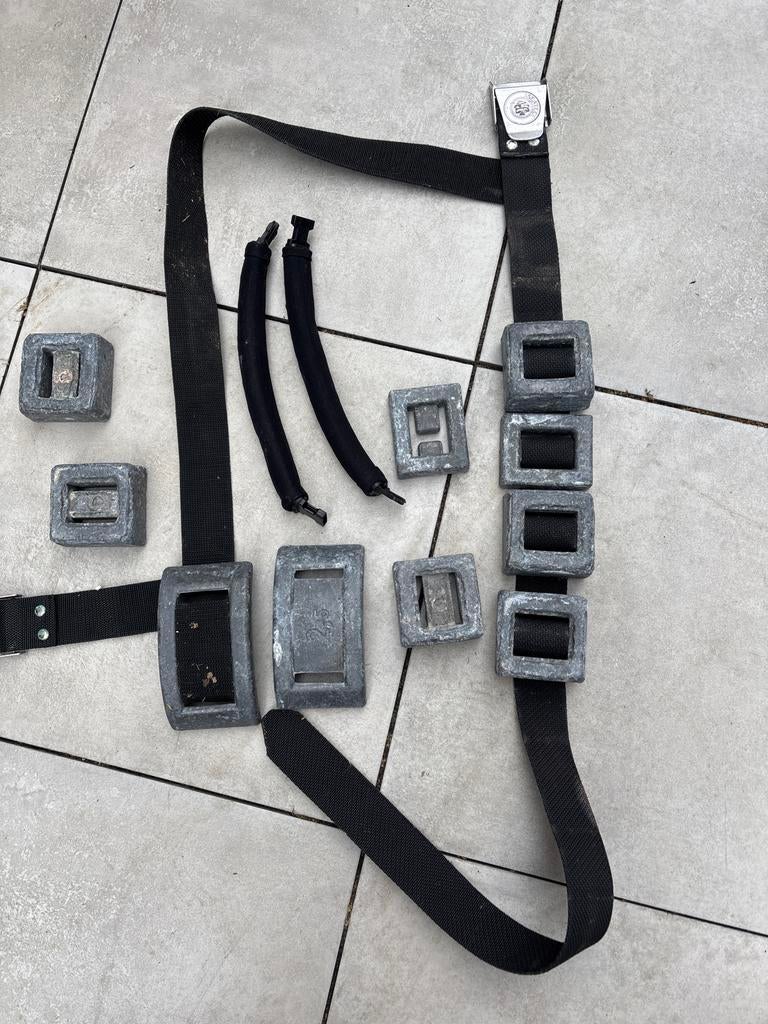 Duiklood set: 19 kg loodblokken, 2 riemen, 2 enkelbanden, Watersport en Boten, Duiken, Ophalen, Gebruikt, Lood of Loodgordel