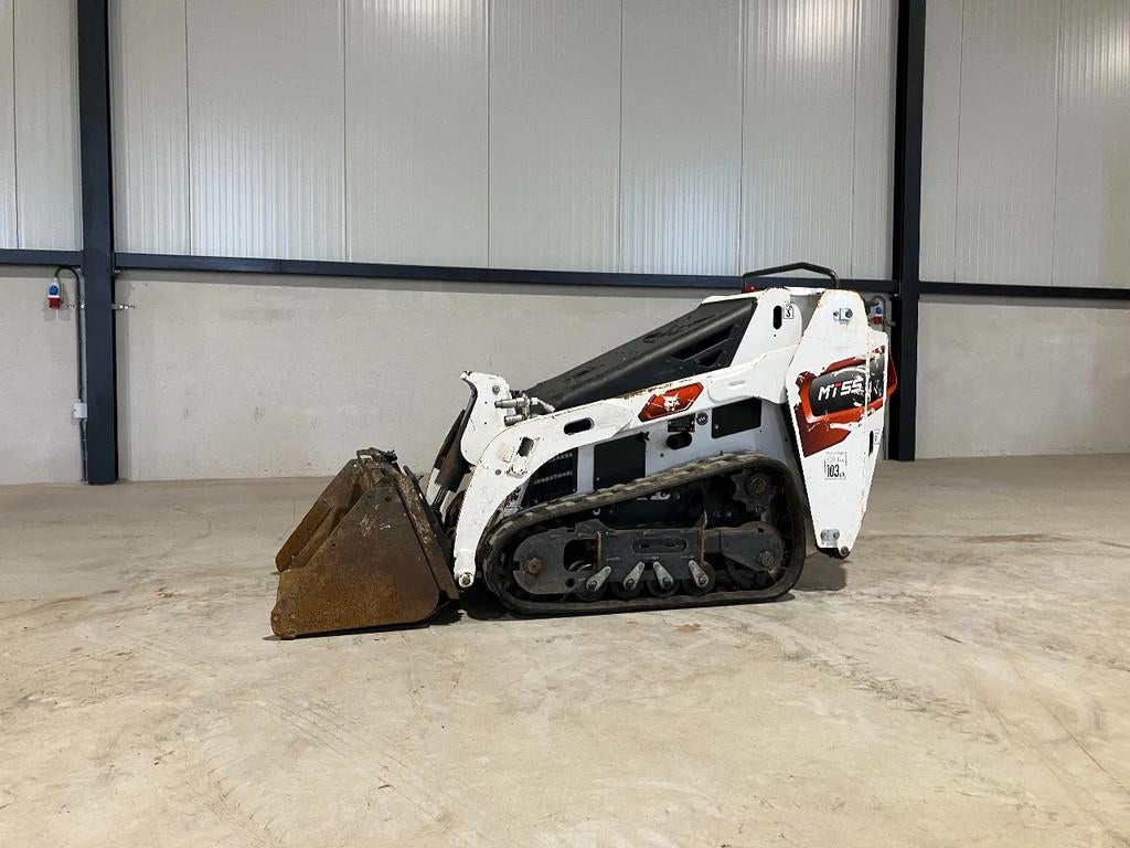 Bobcat MT55 minishovel/skidster (bj 2022), Zakelijke goederen, Machines en Bouw | Kranen en Graafmachines, Wiellader of Shovel