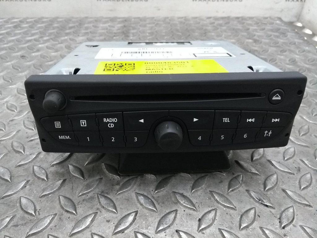 RENAULT MASTER RADIO 2011, Ophalen of Verzenden, Gebruikt, Stiba lid