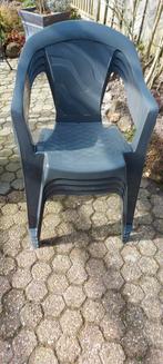 4 kunststof stapelstoelen, Tuin en Terras, Ophalen of Verzenden, Gebruikt, Kunststof