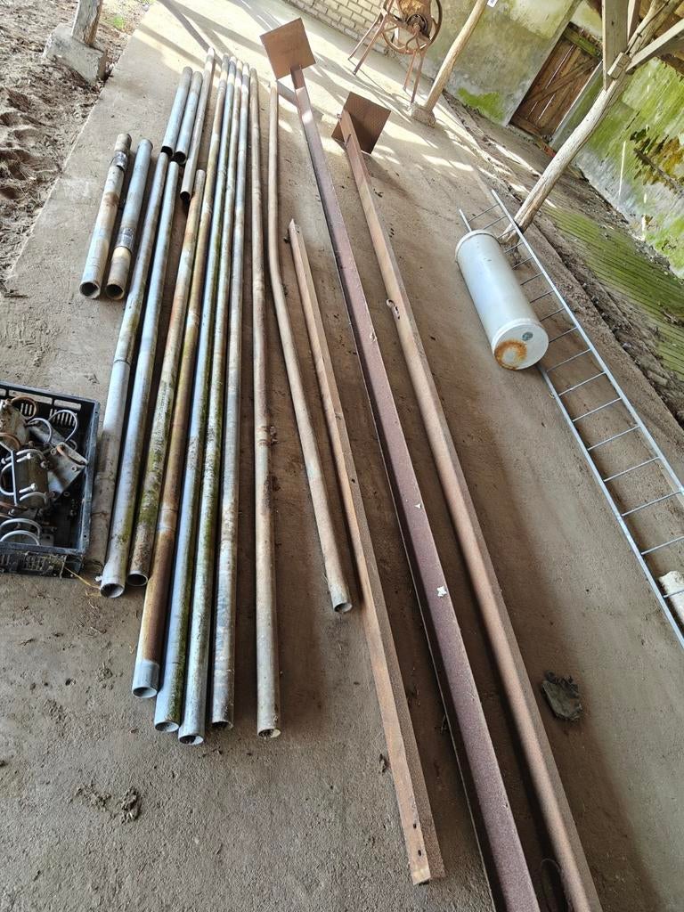 Buizen en u profielen, Doe-het-zelf en Verbouw, Metalen, Ophalen