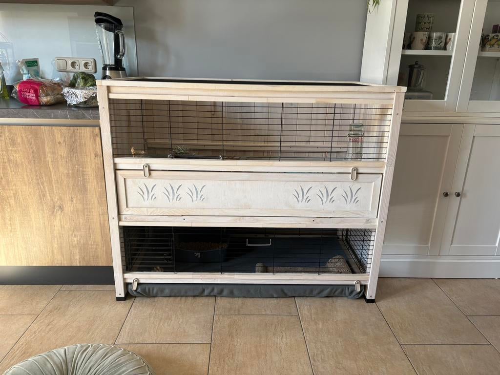 Ferplast Konijnenhok Cottage Large 129 X 103,5, Ophalen, 110 cm of meer, Zo goed als nieuw, 90 cm of meer