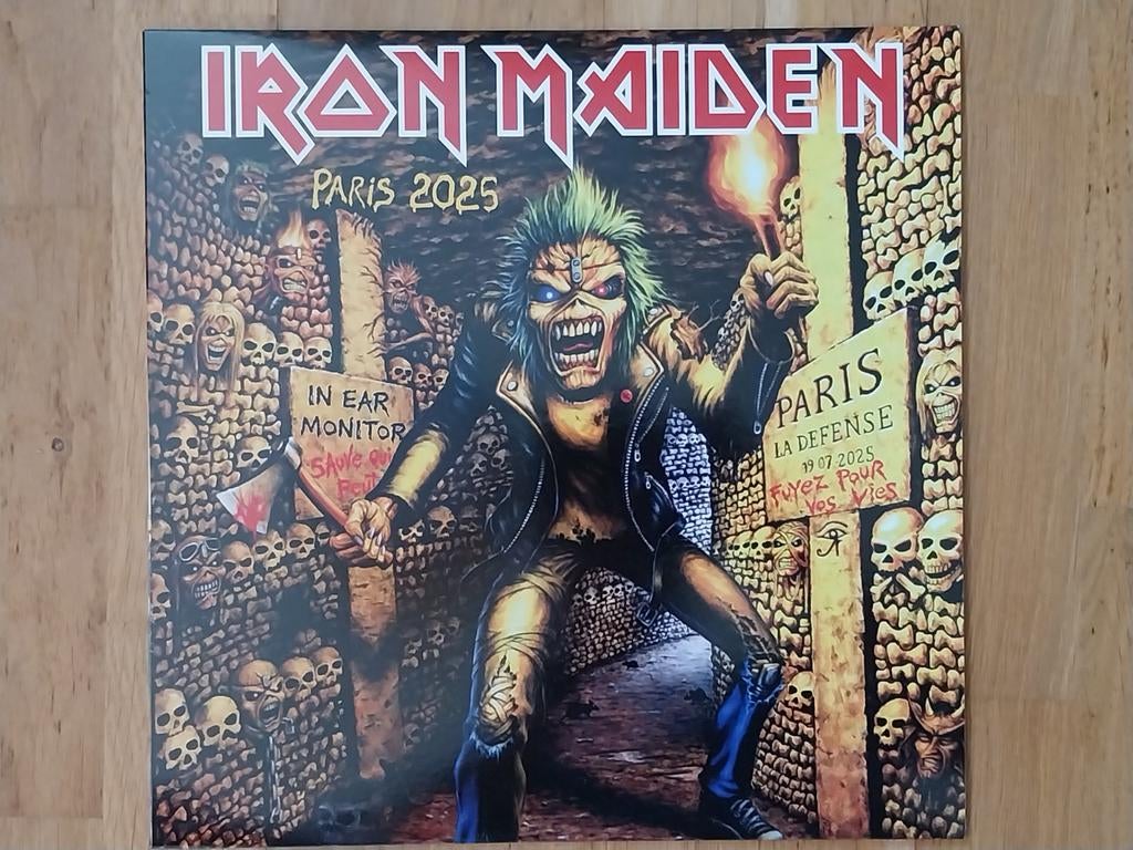Lp - IRON MAIDEN - Paris 2025 (gekleurd vinyl), Ophalen of Verzenden, Zo goed als nieuw